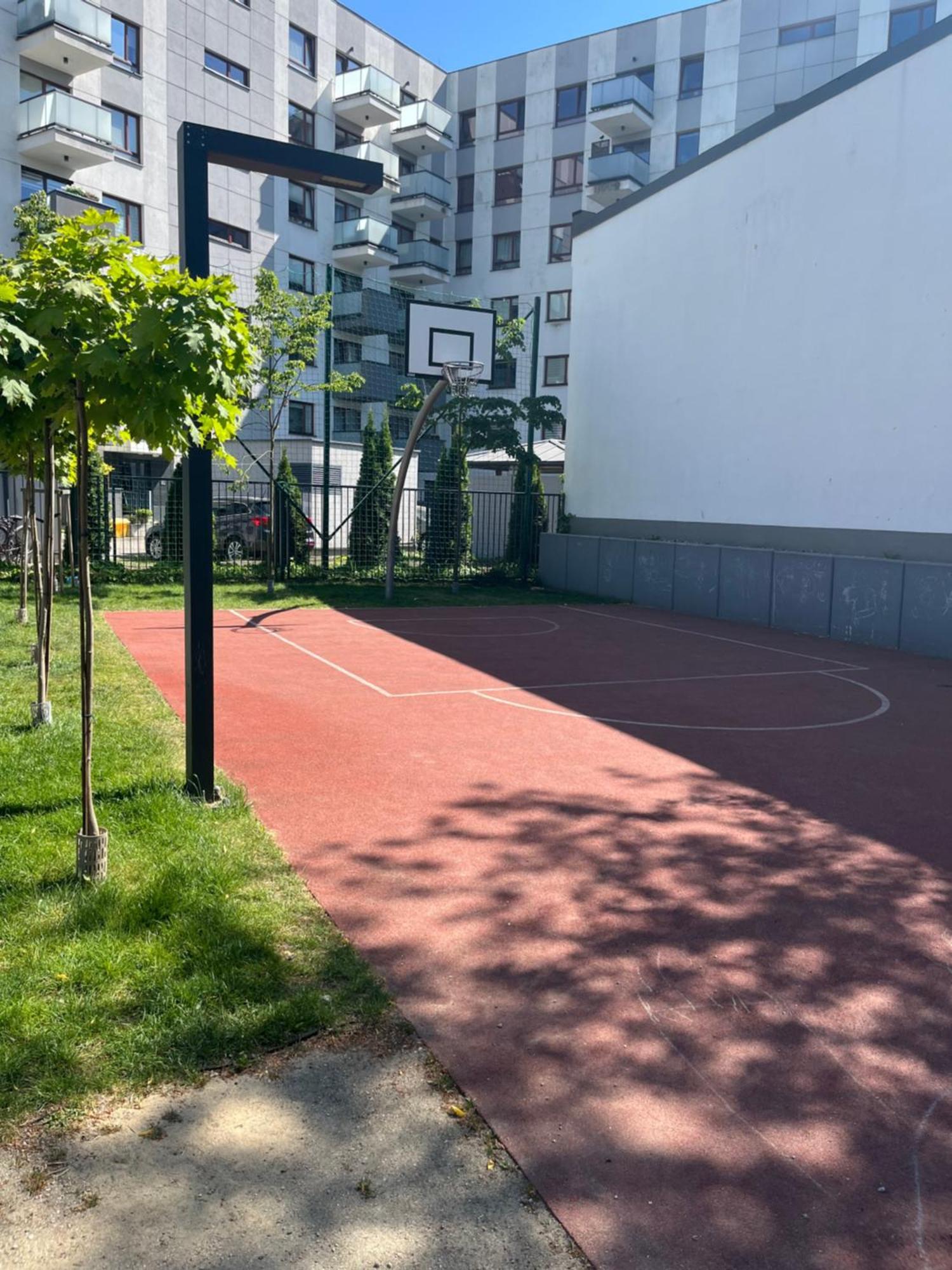 Airport Wyscigi - City And Green View With Underground Garage Warszawa